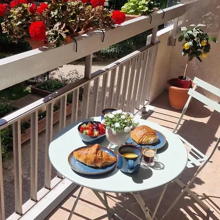 Parisien Et Familial De 90m2 * Paris